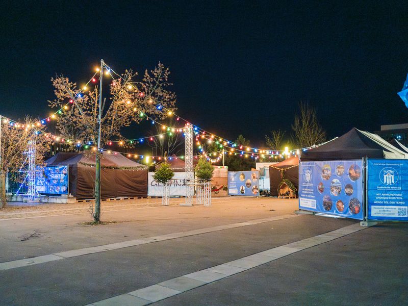 Glühnix before opening